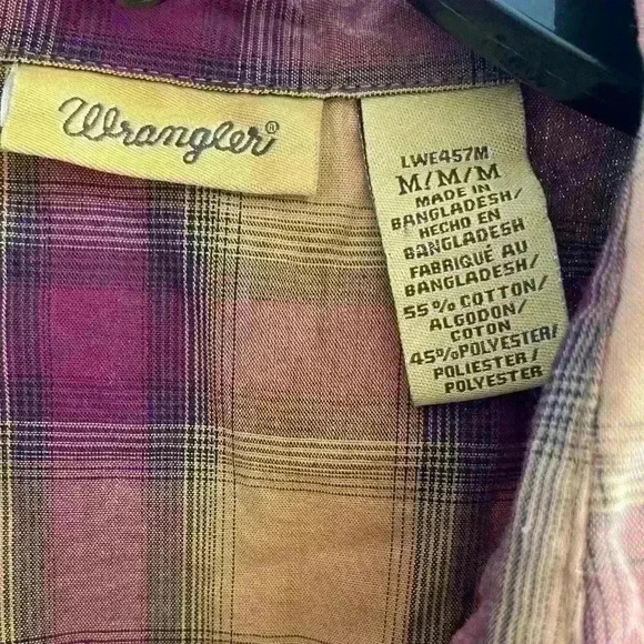 Wrangler southwestern cowboy snap button up double breasted shirt. Medium - Picture 6 of 6